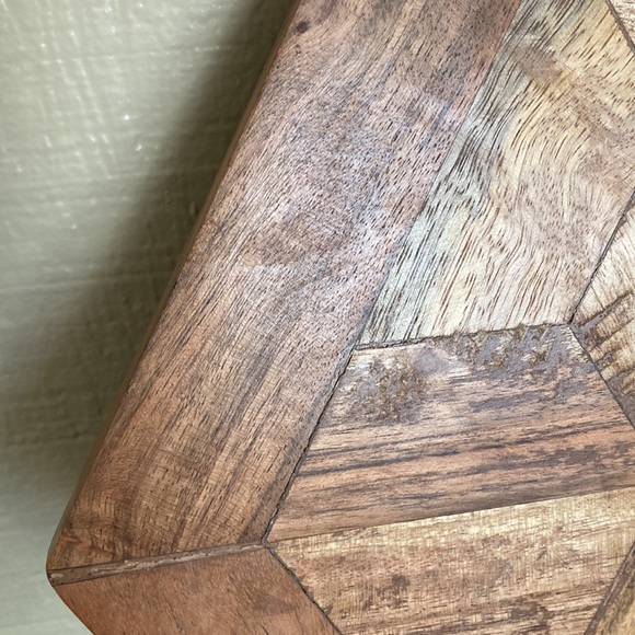 Beautiful Inlay Wood Charcuterie Board - Picture 9 of 12